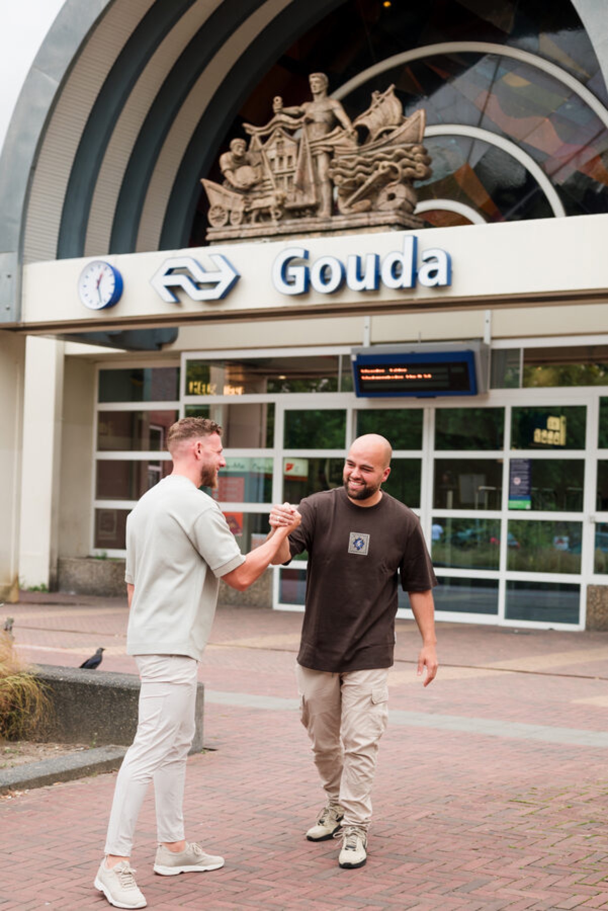 Twee NEXT ST3P-collega’s bij station Gouda